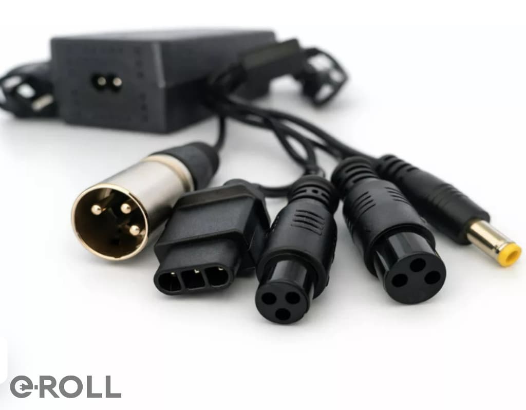 Többfunkciós töltő 54,6V 2A csatlakozó ( GX16/GX12 /DC.5.5 mm /XLR/Niu)